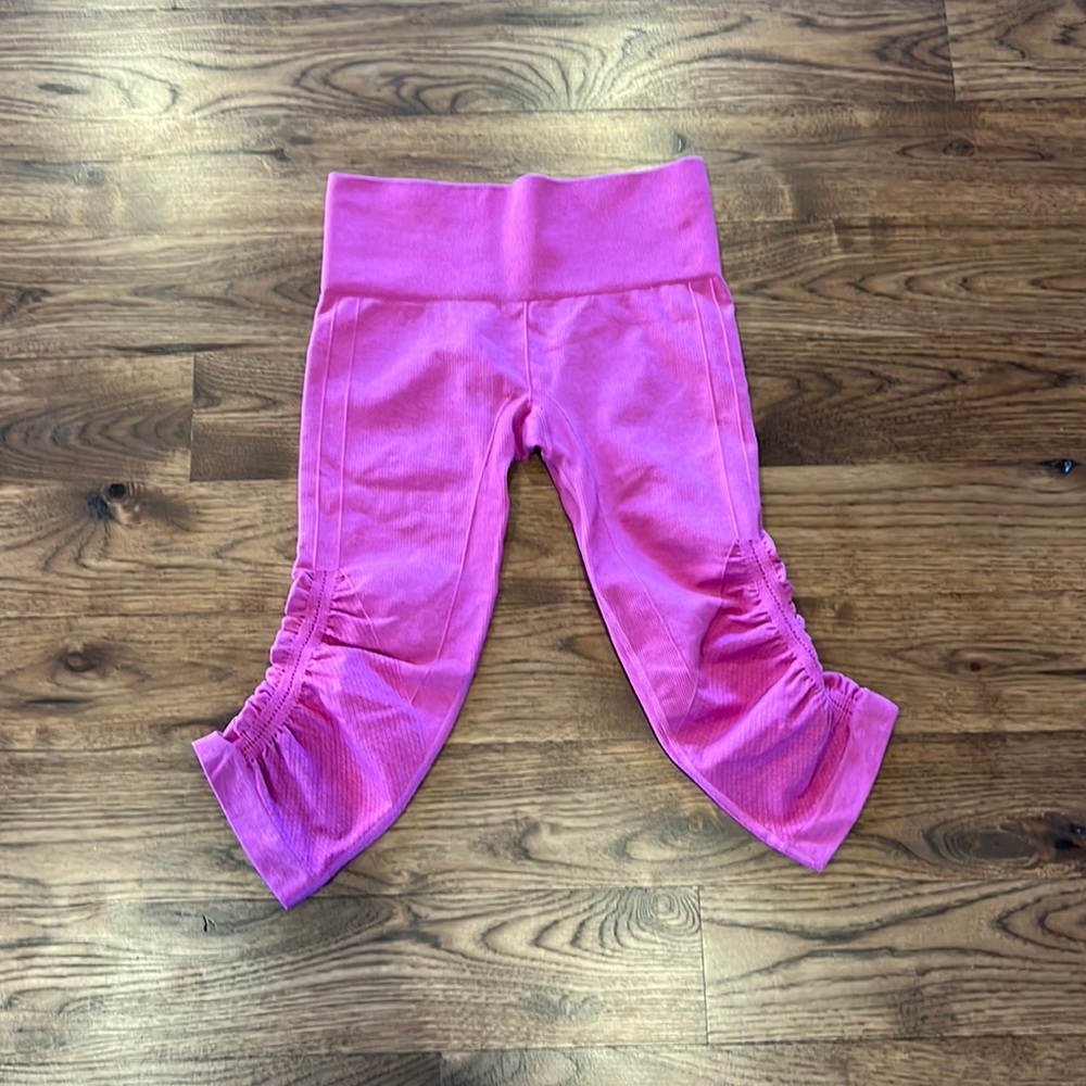 Lululemon women’s capri leggings